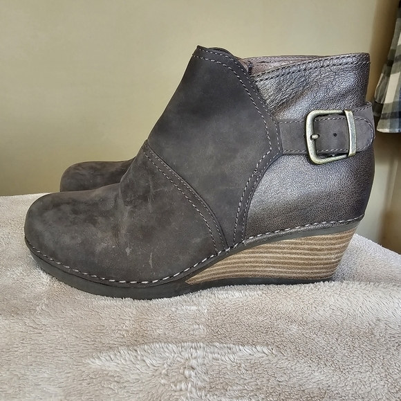 DANSKO Wedge booties Size 6.5/7 - Picture 12 of 12